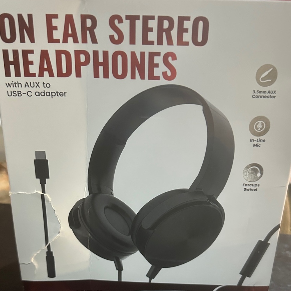 Black On-Ear Vivitar Stereo Headphones with AUX to USB-C Adapter